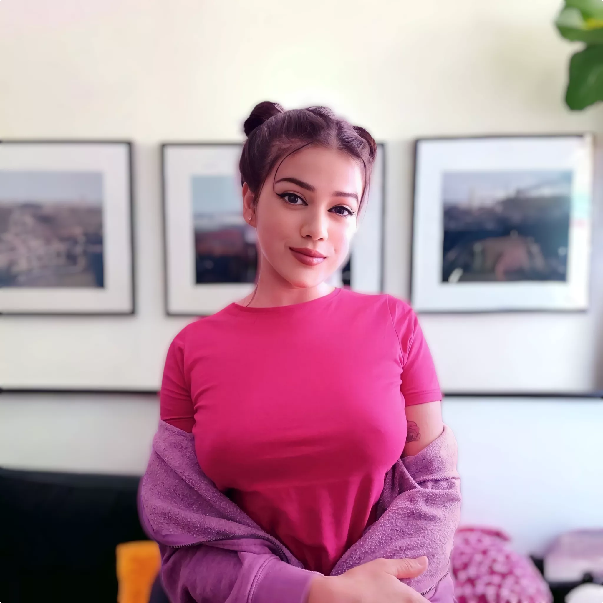 I think I forgot to wear something 😂