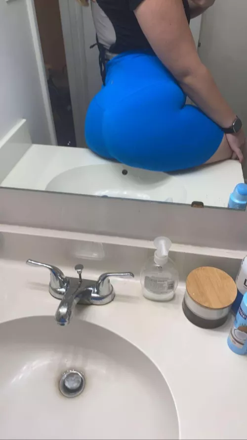 I’m daddy’s good girl