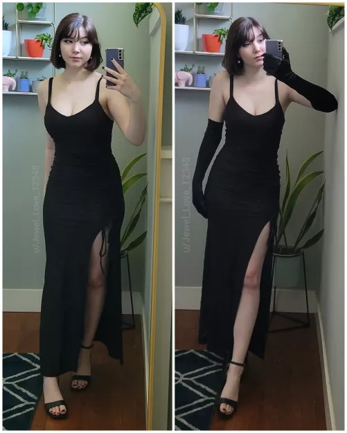 Is this sexier with or without gloves?