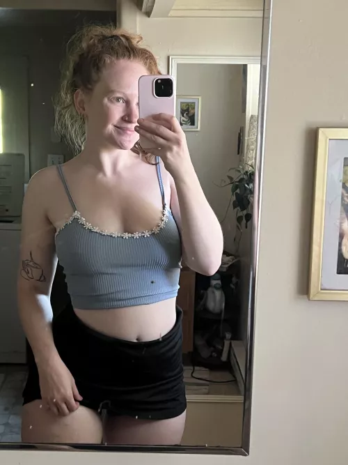 i’ve always been told i’m a lightly freckled ginger but they’re definitely here this summer!!