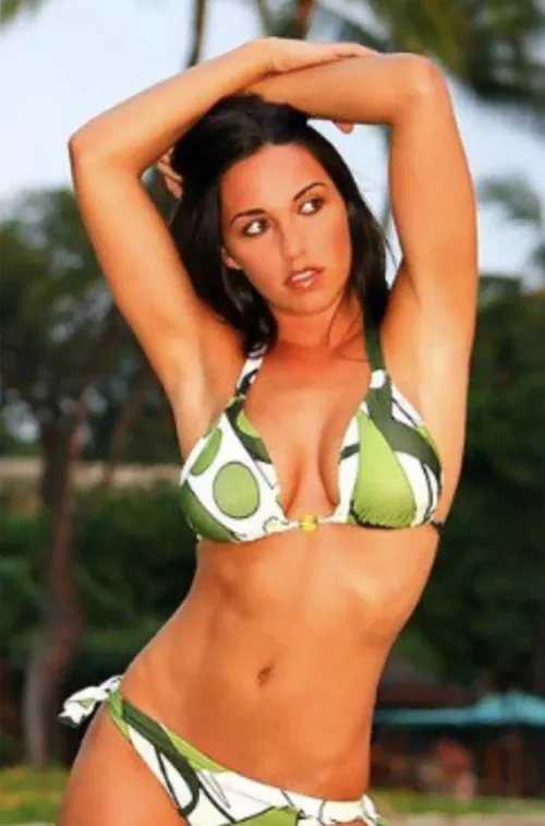 Jen Johnson (BB8) Bikini Pic