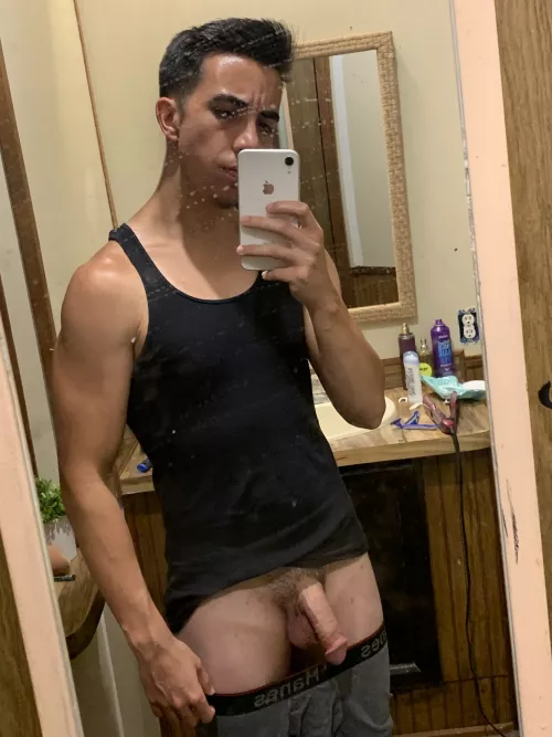 [M] anyone else get horny after a workout?
