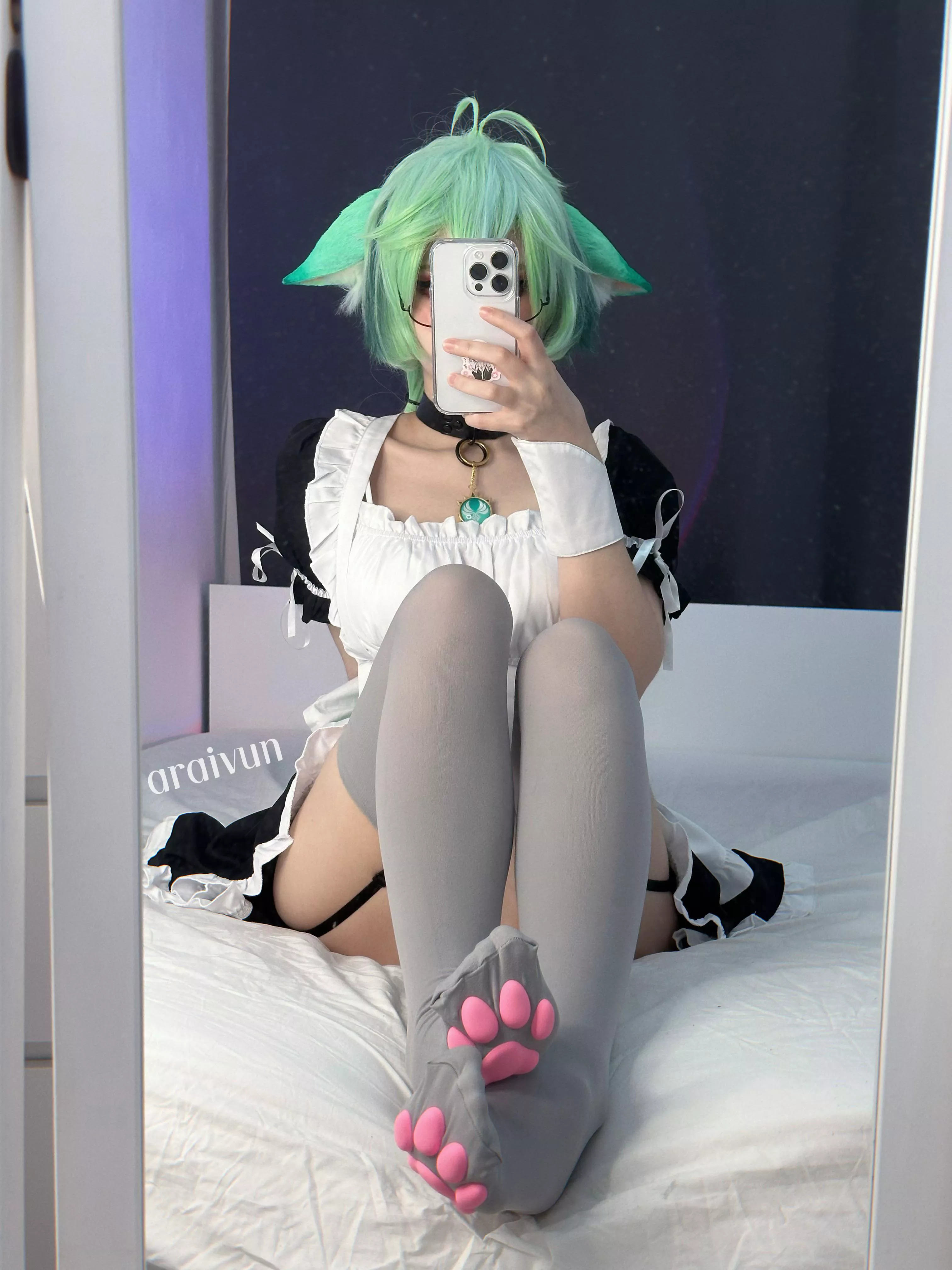 Maid Sucrose cosplay (Araivun) [Genshin Impact]