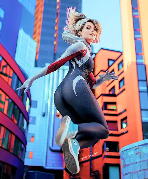 My Gwen is flying to meet adventure