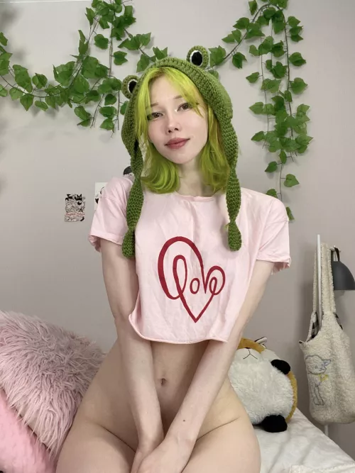 no need to hide your gorgeous cock