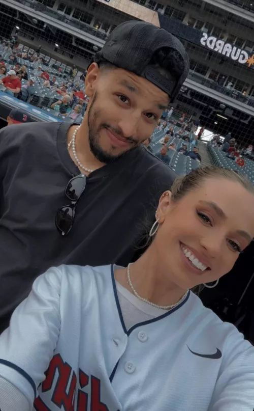 Should I make a petition for Rachel to dump Andre?