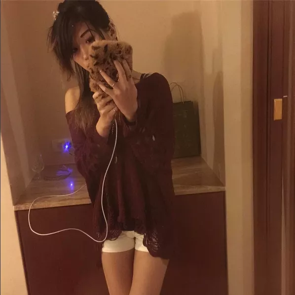 The hazards of wearing tight shorts.