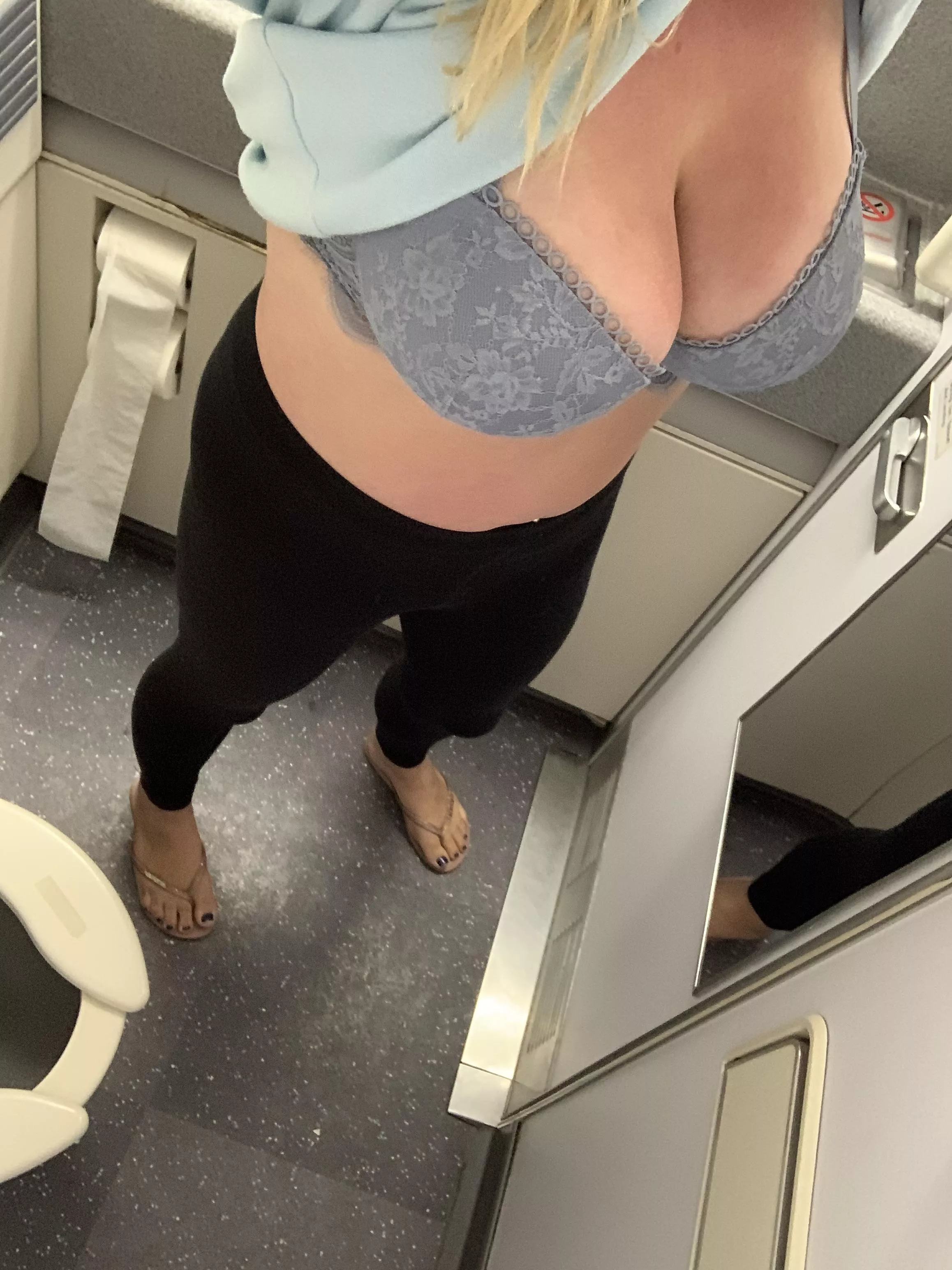 Think the is airplane bathroom could fit the two of us? And there is a mirror too…