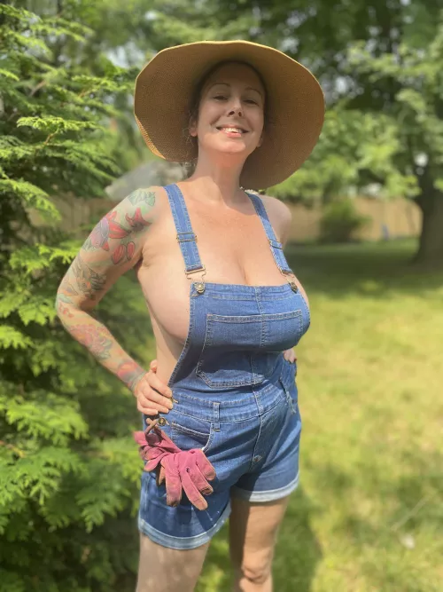 Weekend gardening… (F44)