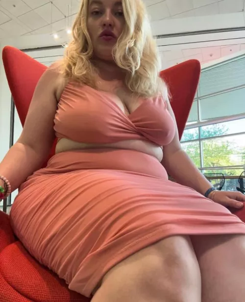 Who is interested in stuffing a fatty for the weekend