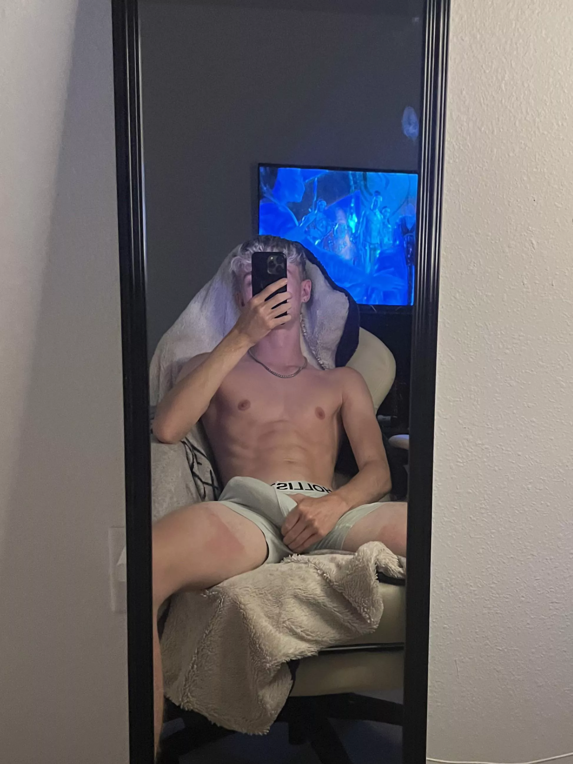 Come give me a hand