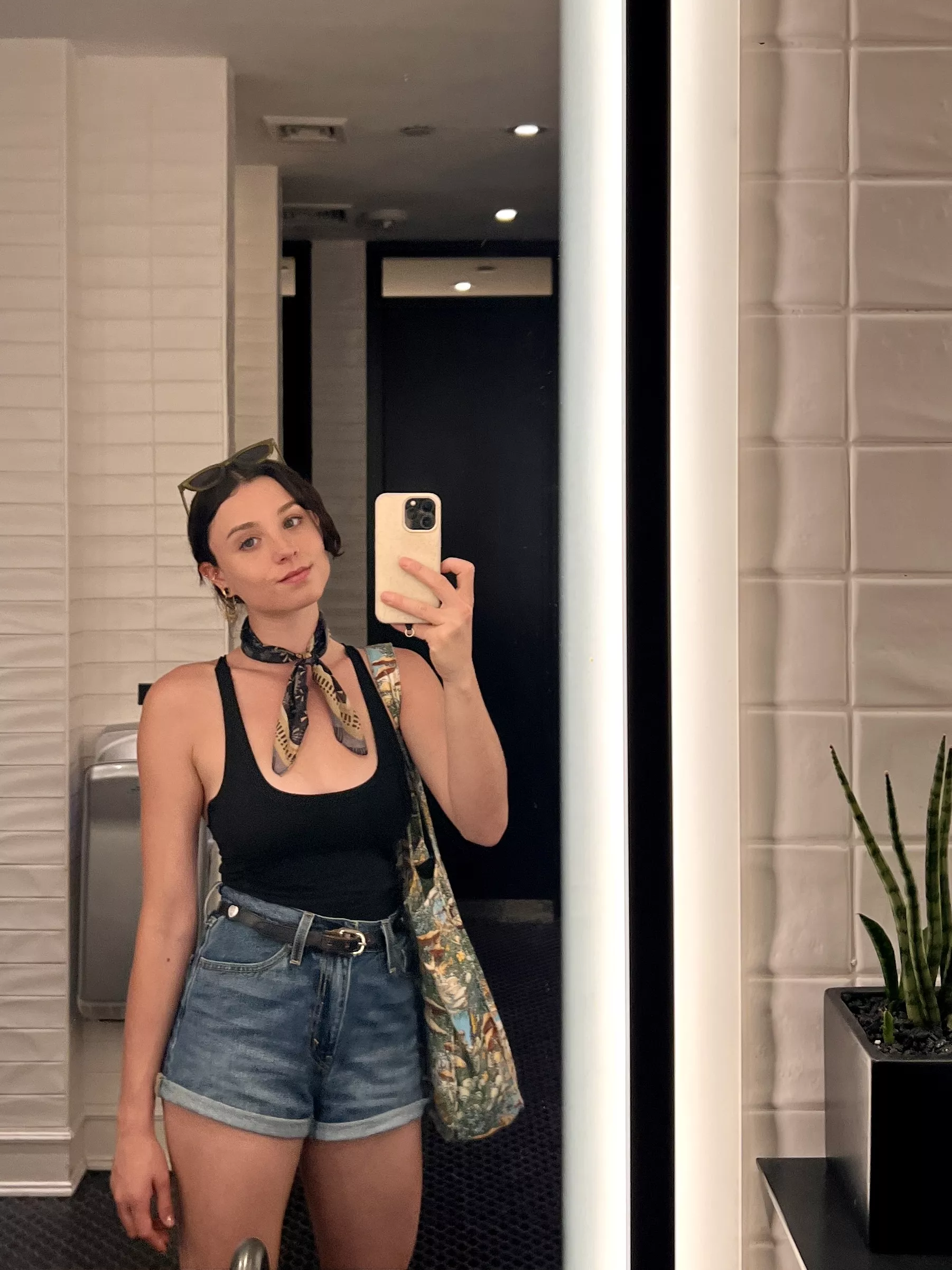 doing my best to stay comfortable and stylish in the nyc heat