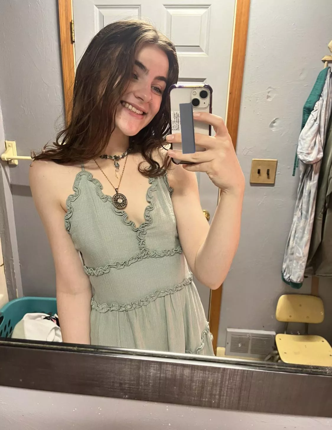Hi loves, been a minute 🖤. 20% off with the link :) see ya there {couples content, customs, chats, posts almost everyday}
