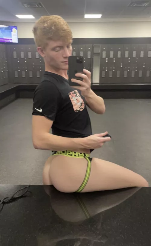 Just sent a guy my used gym jockstrap 💦