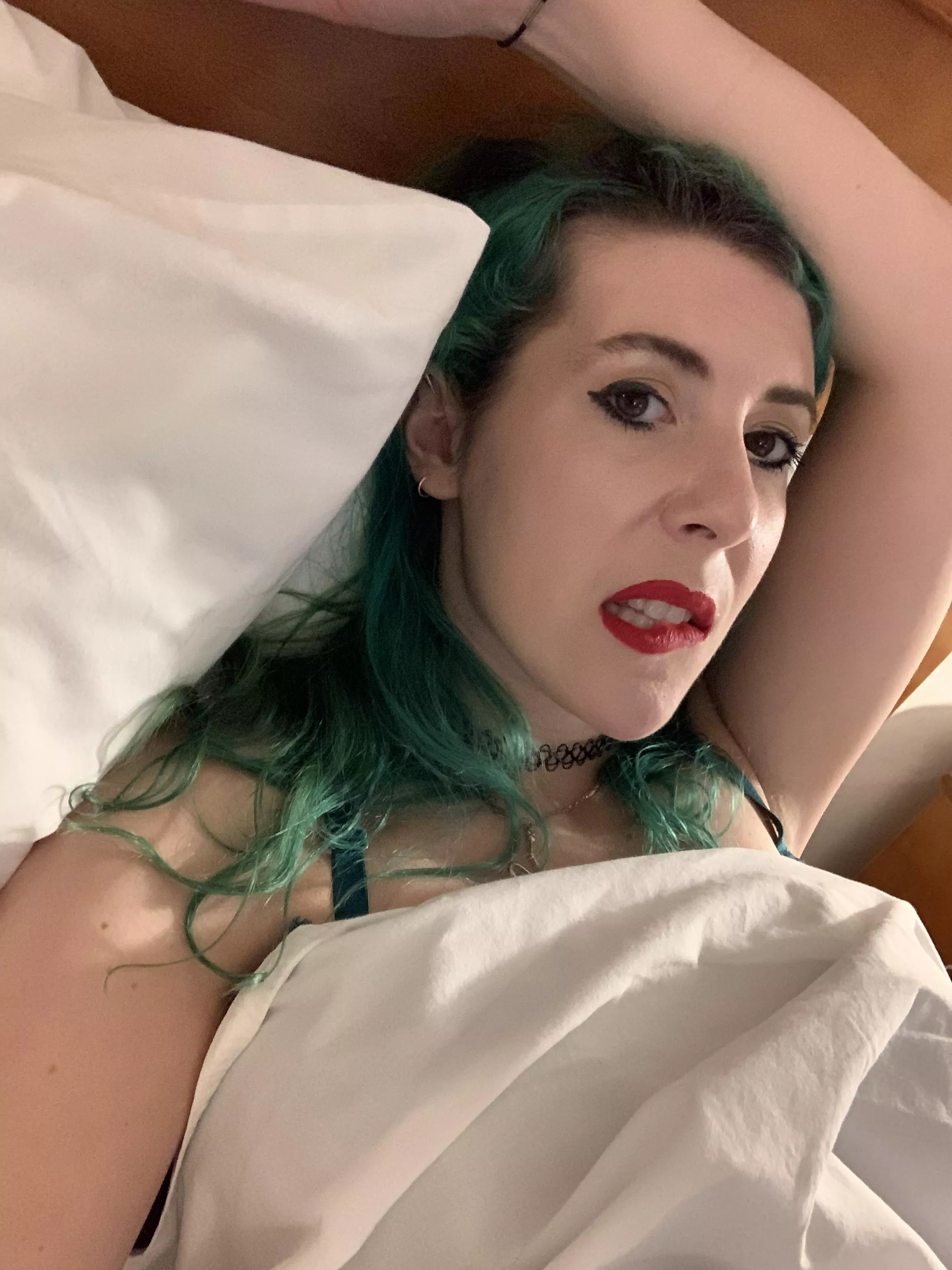 Red lip bites