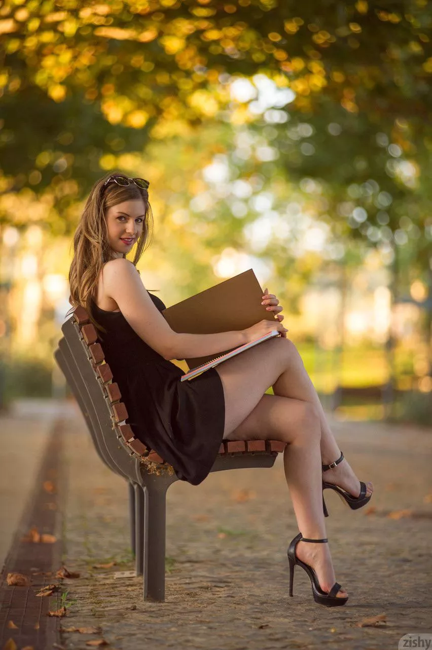Stella Cox