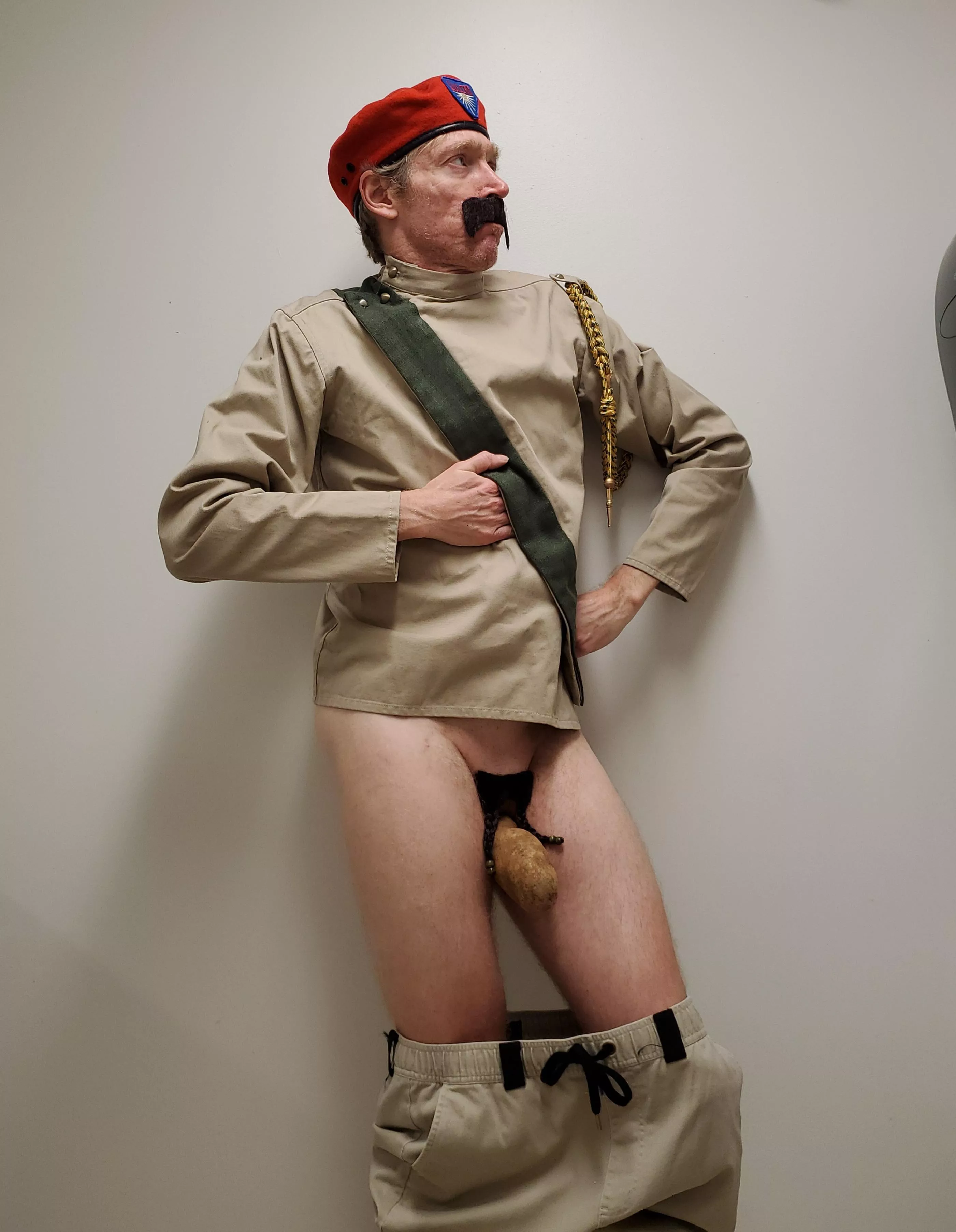 Wannabe Dicktater