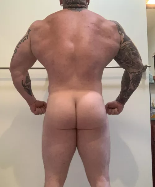 Who loves a big, thick, wide back to grab onto?