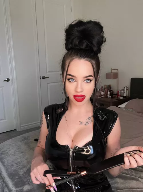 Daddy’s cock turns me into a dirty slut