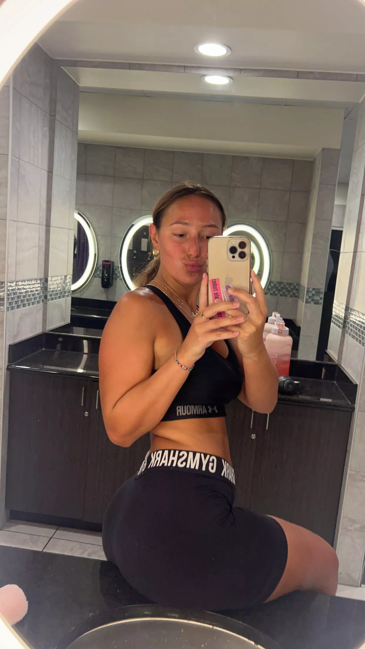 daily post workout mirror pic