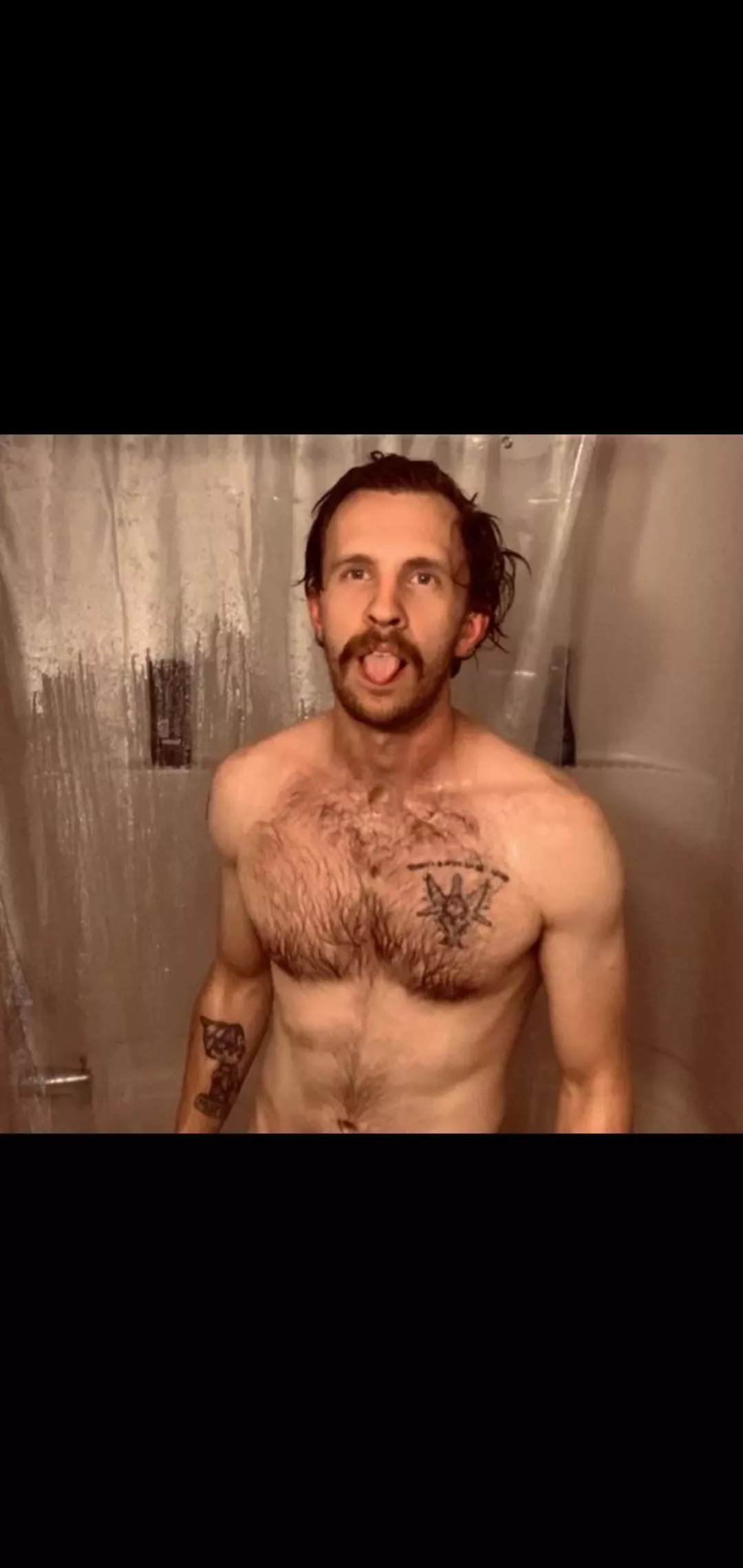 Fresh out 😅 hope we're having a great evening!