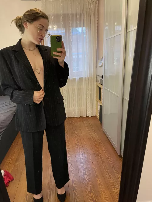 I know that I'm your favorite secretary