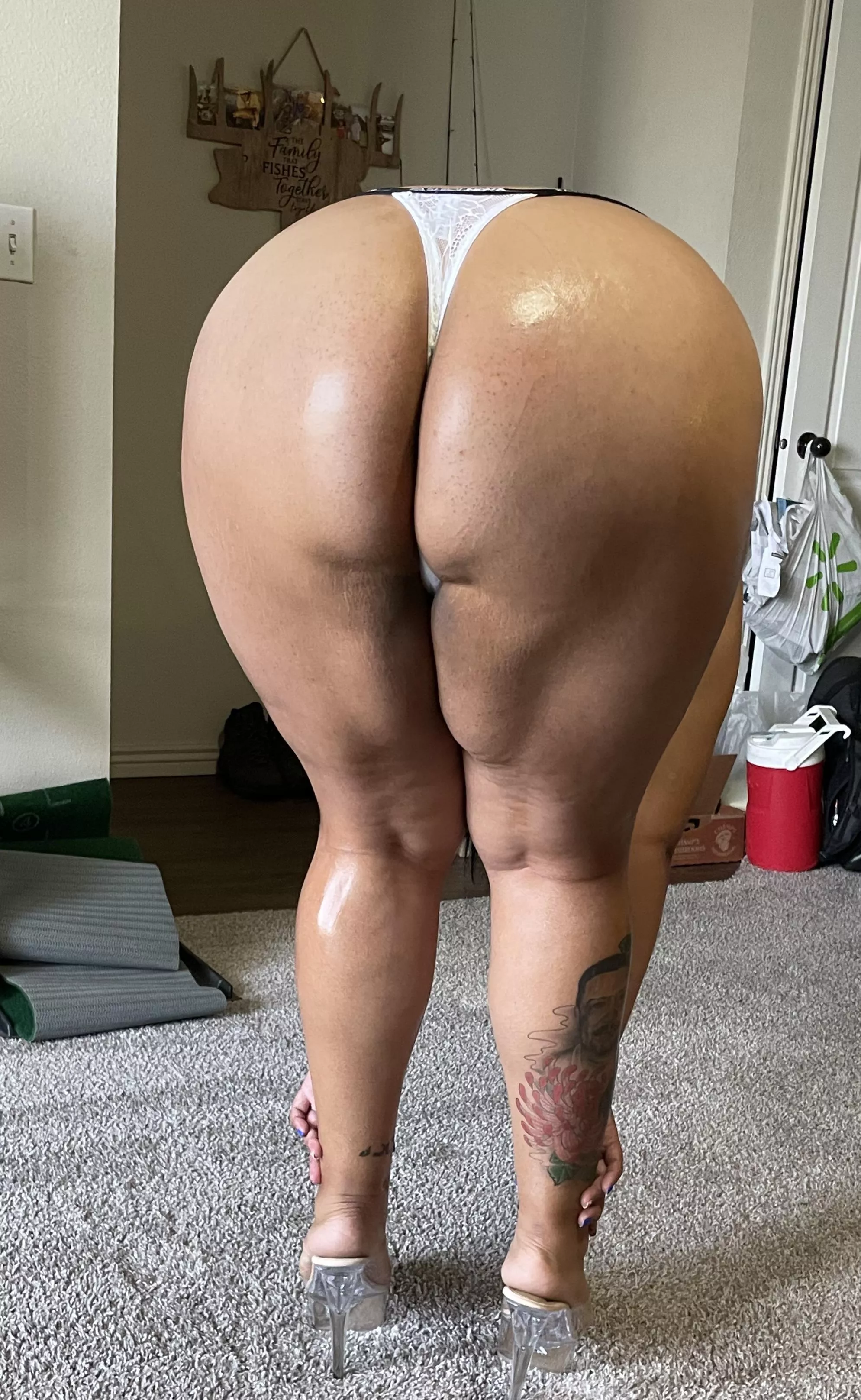 Pound me while I grab my Ankles