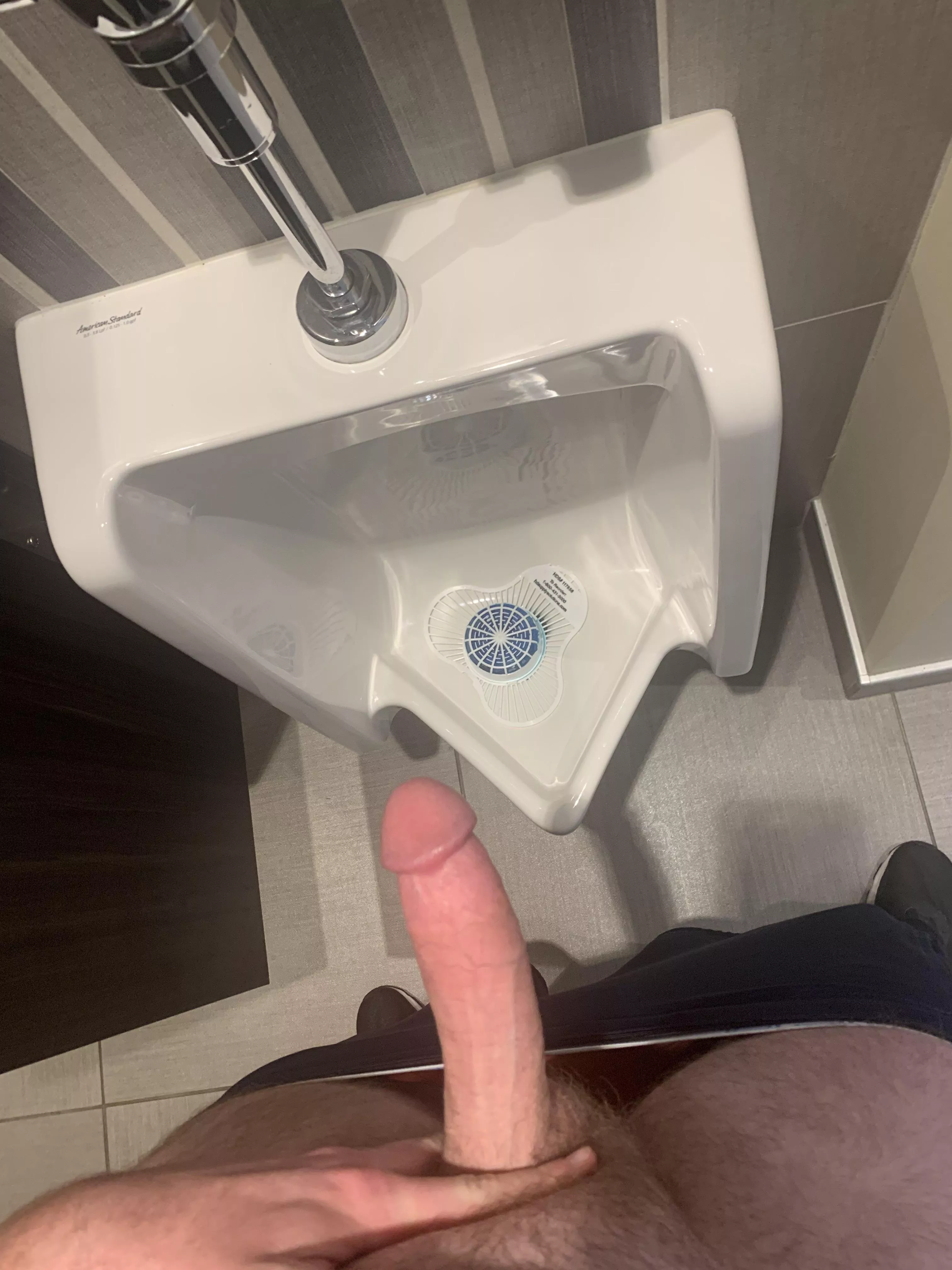 Urinal
