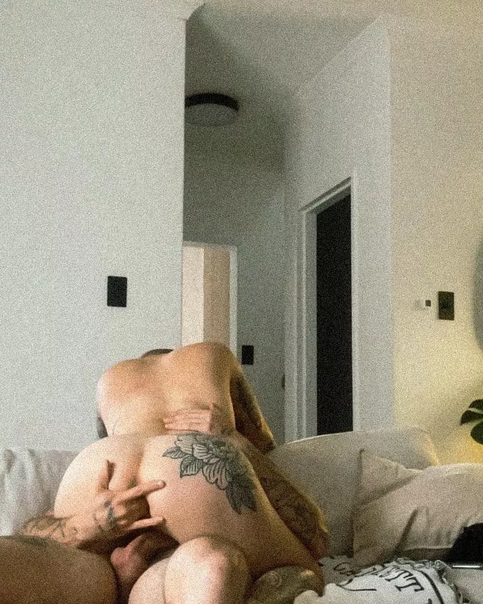 Warming me up 🥵 (OC)