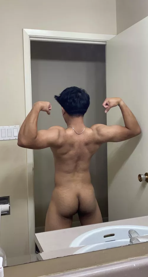 Back day [m]