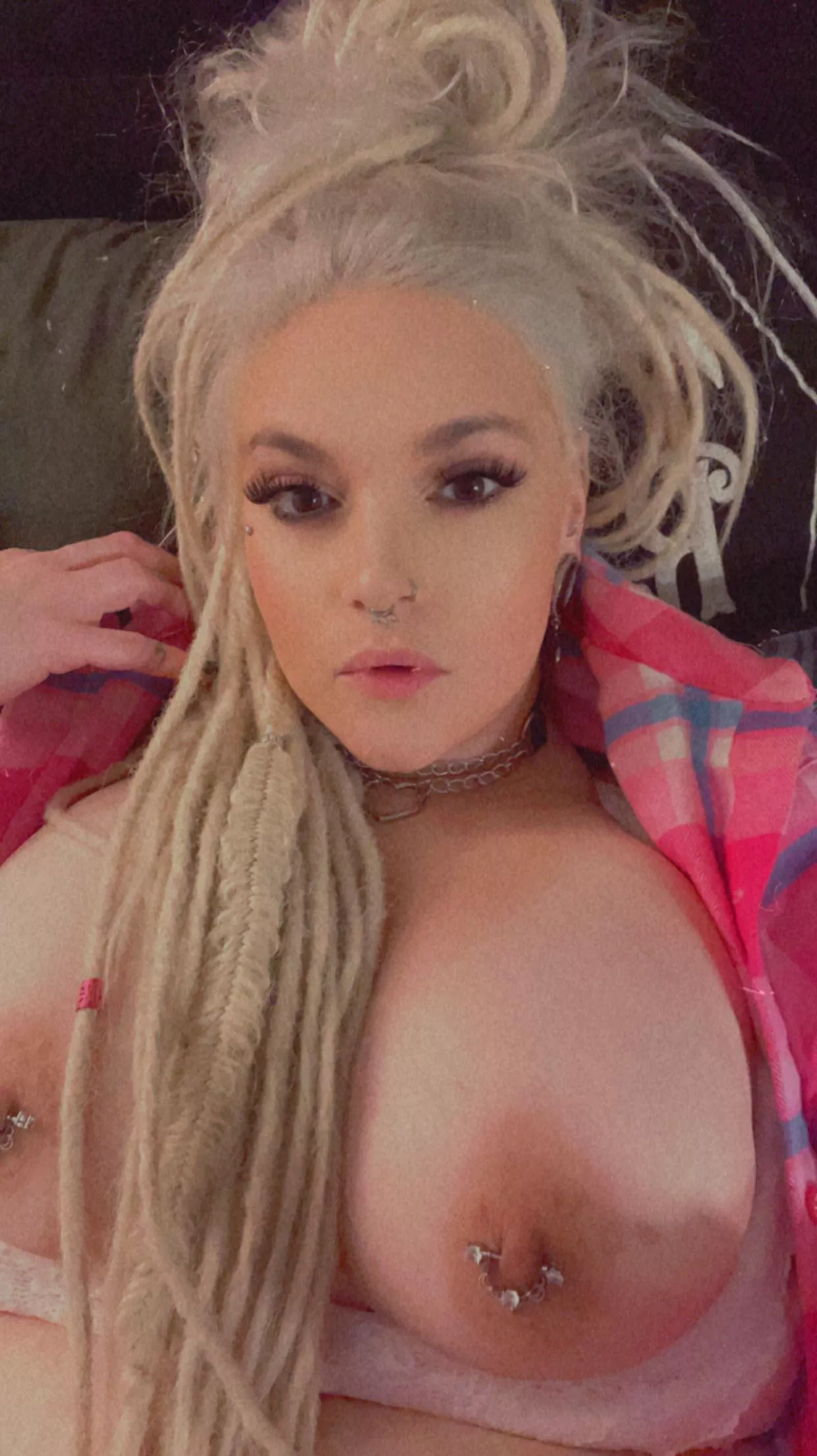 Choke me like you hate me, low key wanna date when you Fuck Me