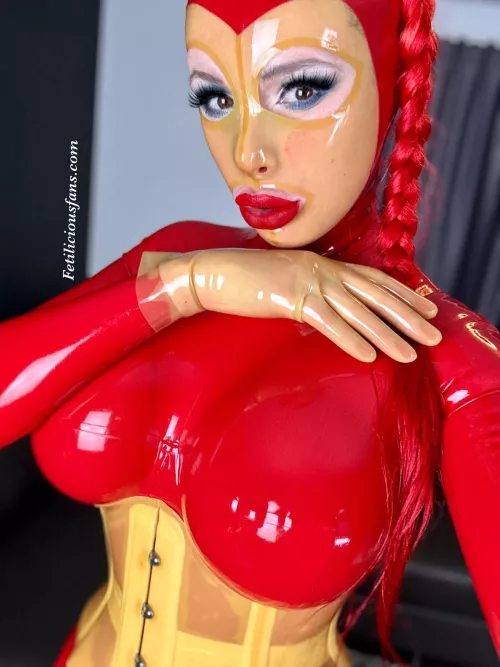 Do you like this transparent and red latex combination?