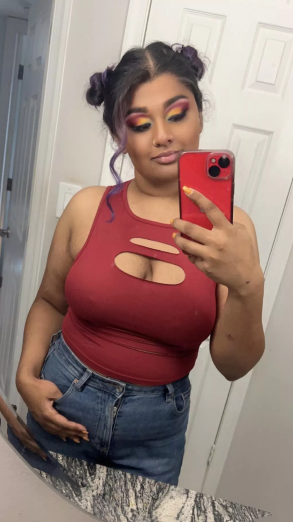 First time with my hair in buns [F]