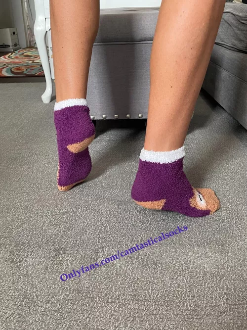 Fuzzy Socks ... more on OF ;)