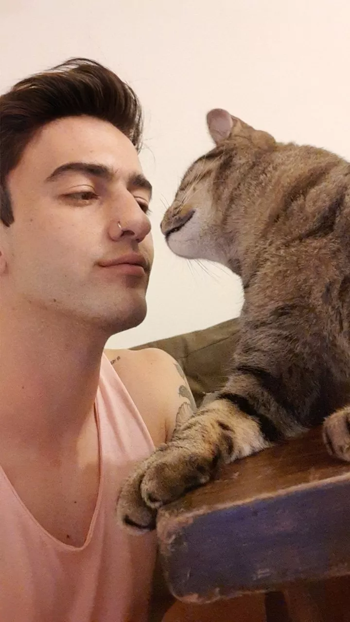 Have an amazing weekend bros!! Have an amazing weekend bros!!