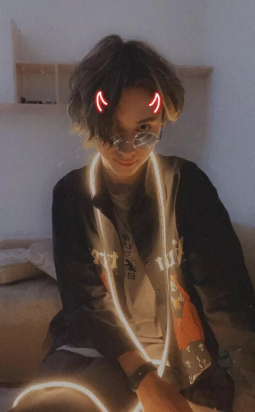 I feel like I look really feminine here or maybe not hahh