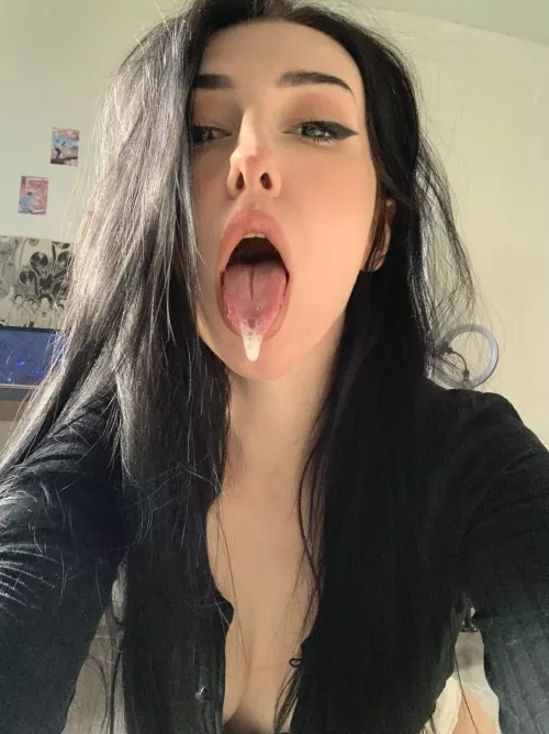 i want you to kneel and open your mouth [oc]