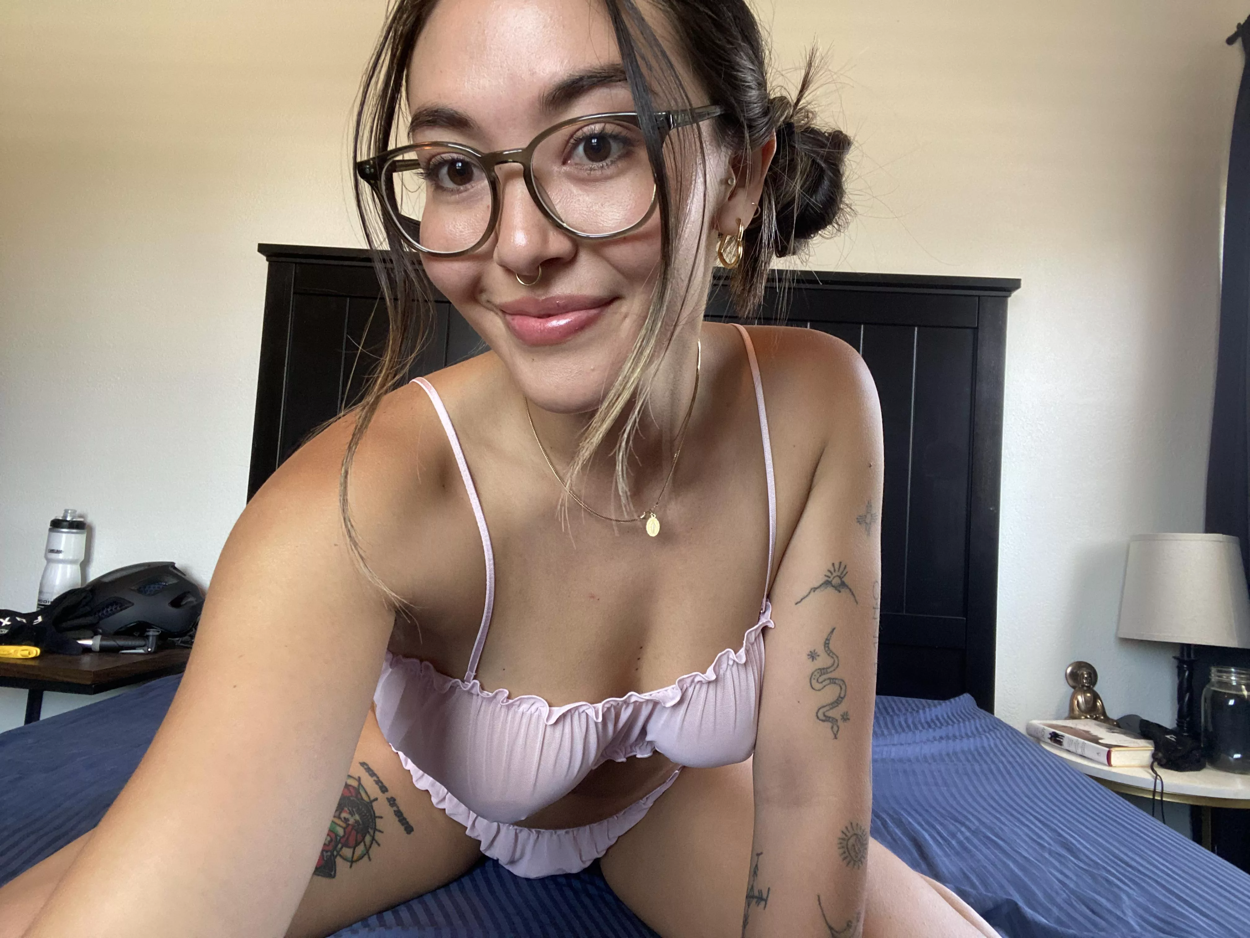 I wonder if my glasses will stay on if you fuck me as hard as you can 😅