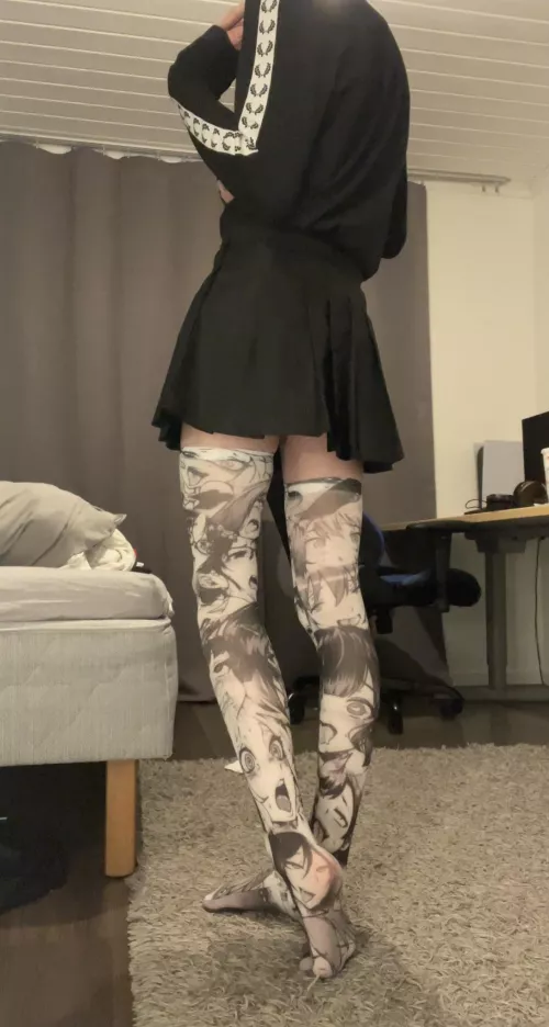 More aheago thigh highs 🥰