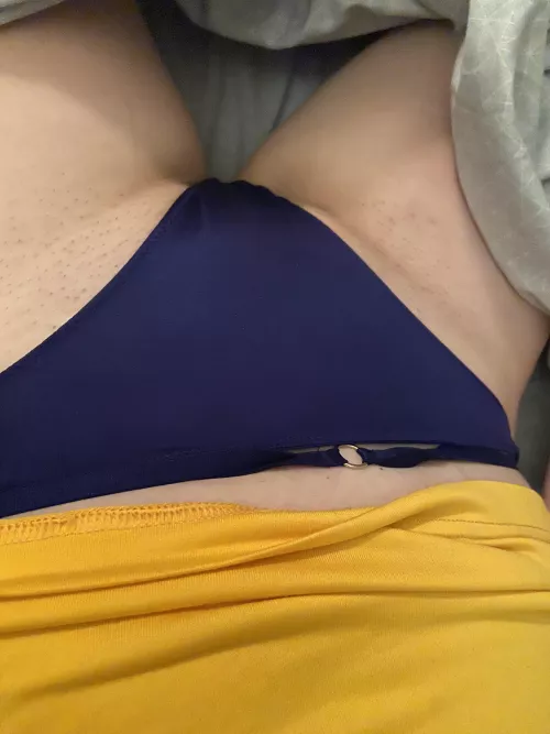 Need another cuddle buddy tonight !