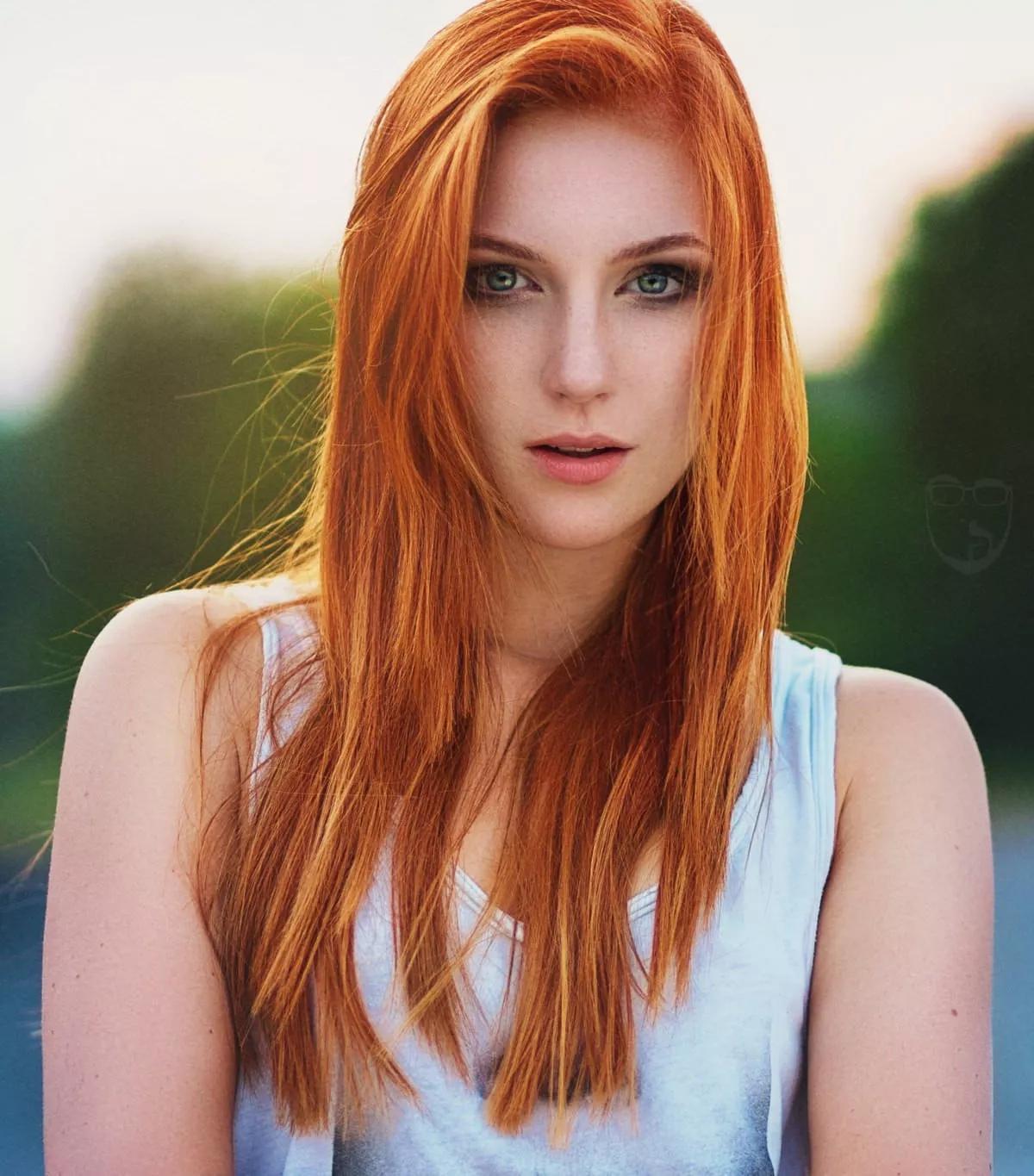 Unknown Redhead Model
