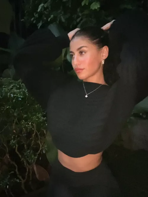 18 and ready to minglee