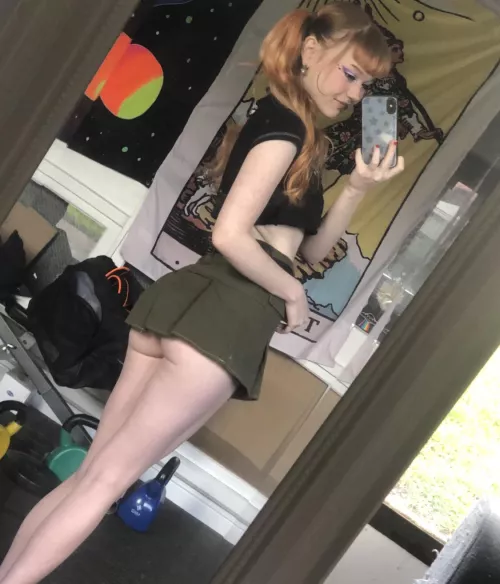 4’11 spicy redhead $3.50 OF