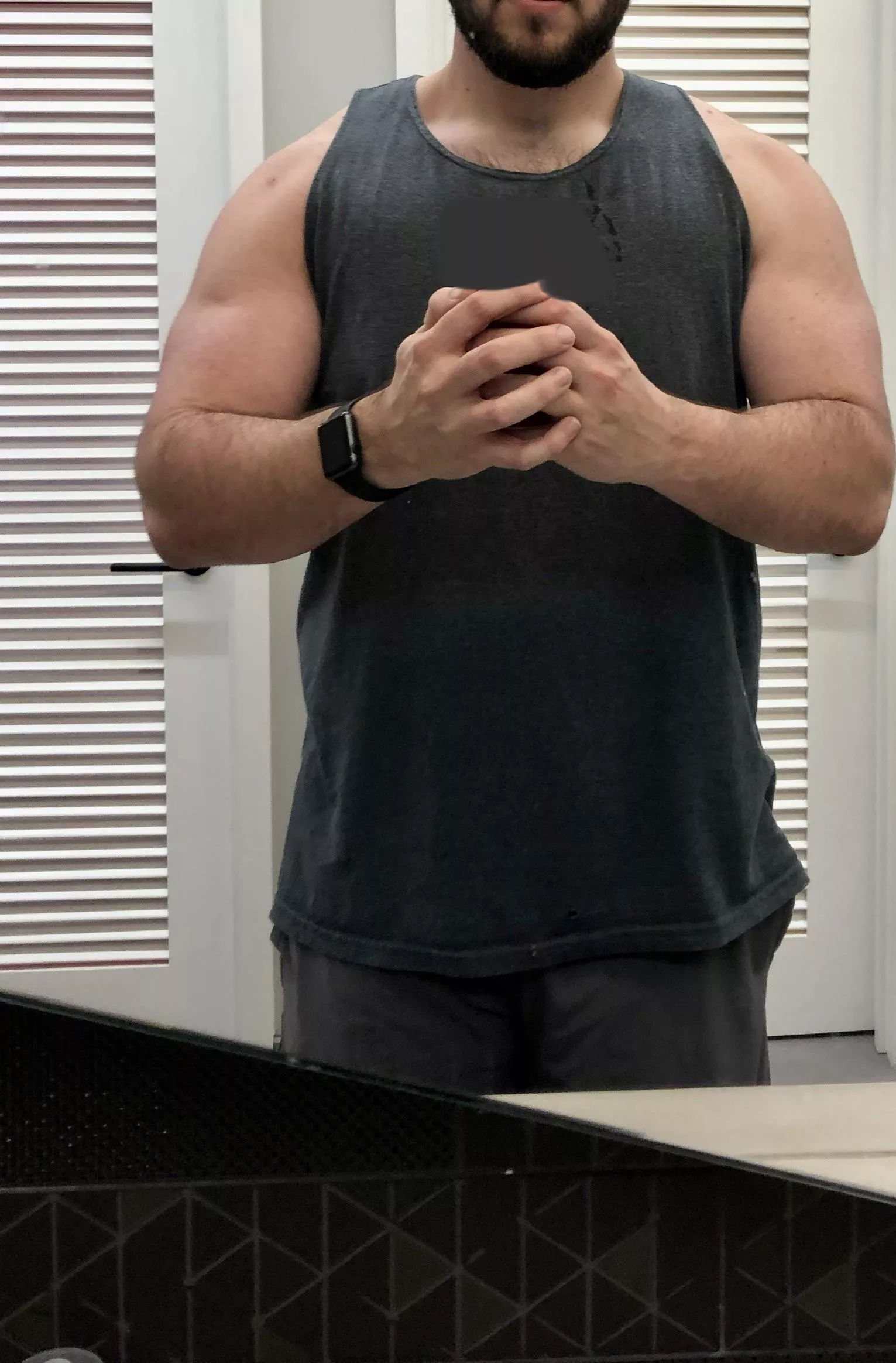 Can you handle daddy’s strong hands on your throat?