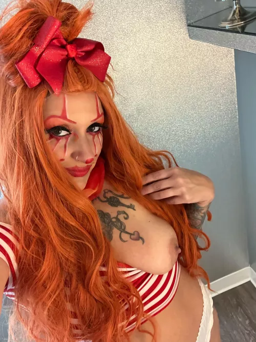 Cum join my circus! 🎈