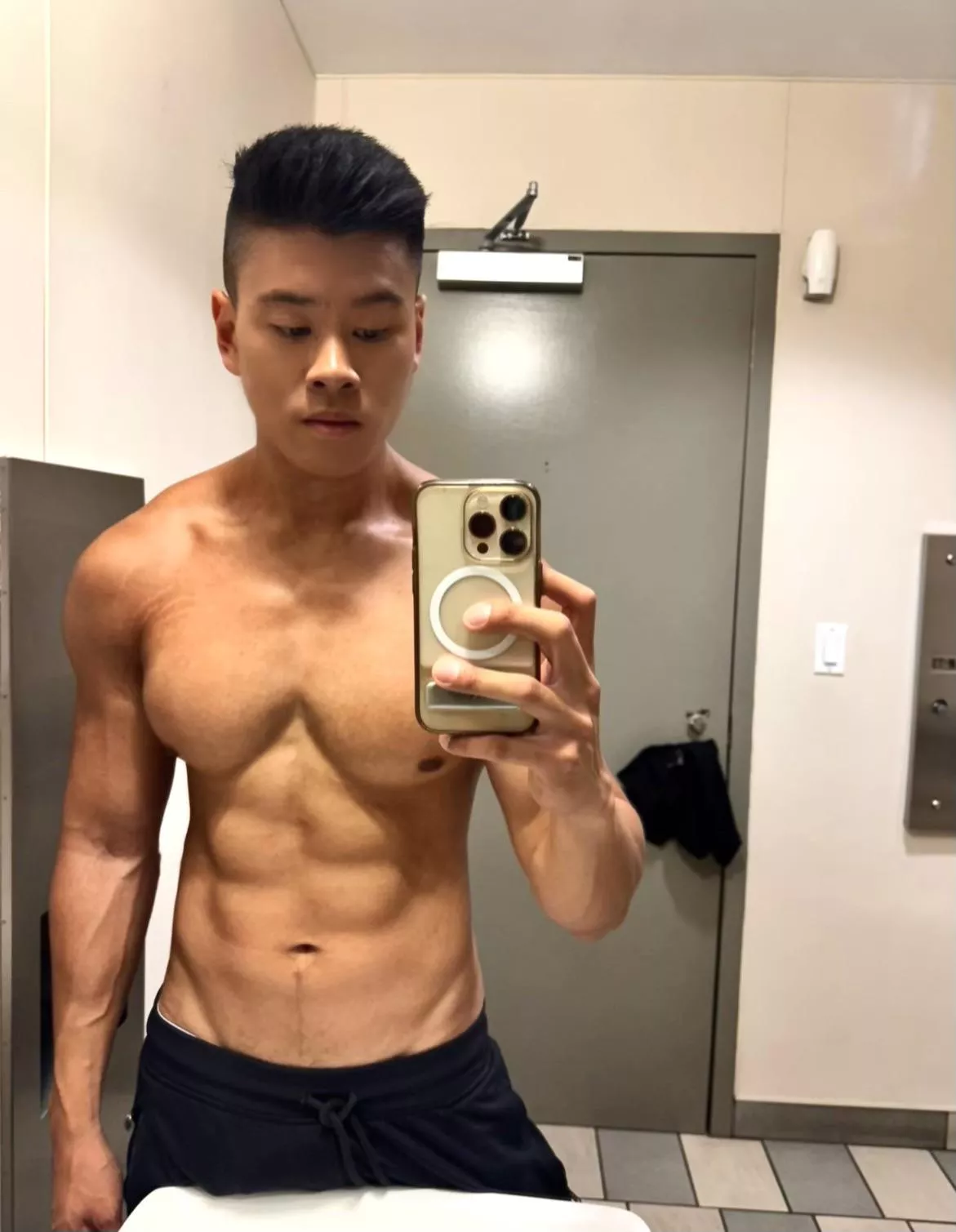 Do you like my pump? 😈