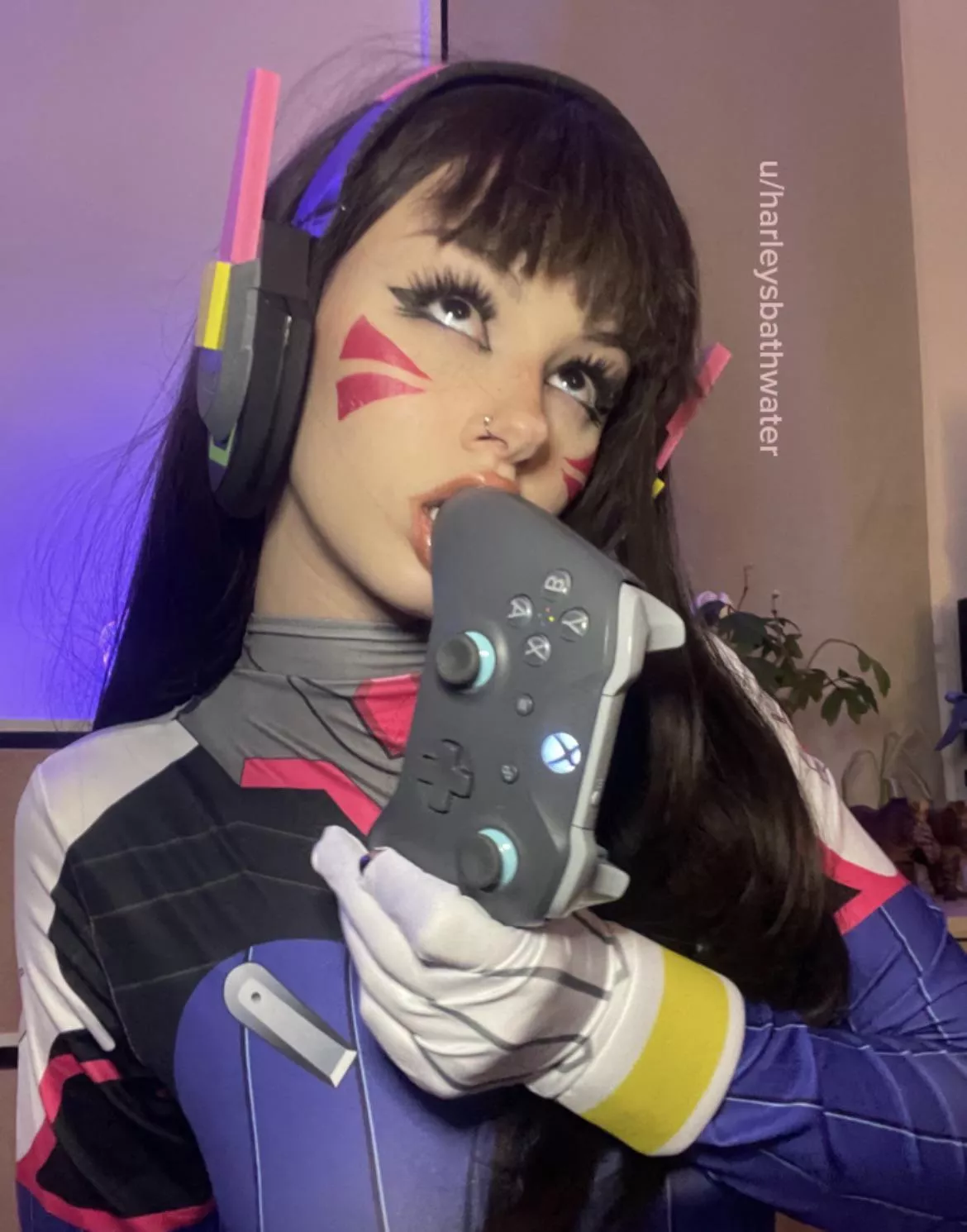D.Va has a slutty side :3