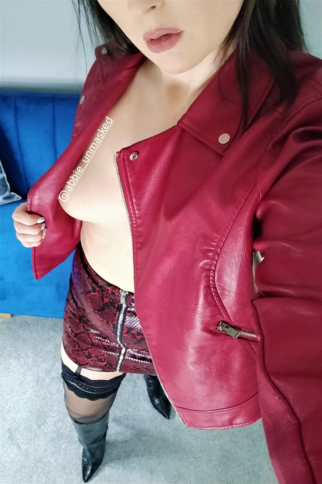 Have I caught your attention? 😘💋