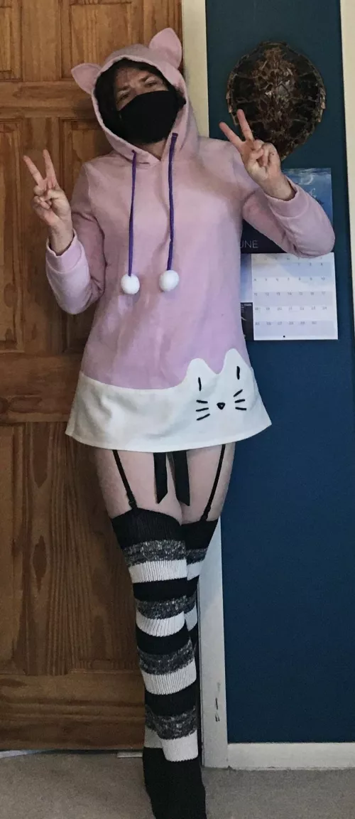 Hello r/femboy! What do you think about my pajamas?