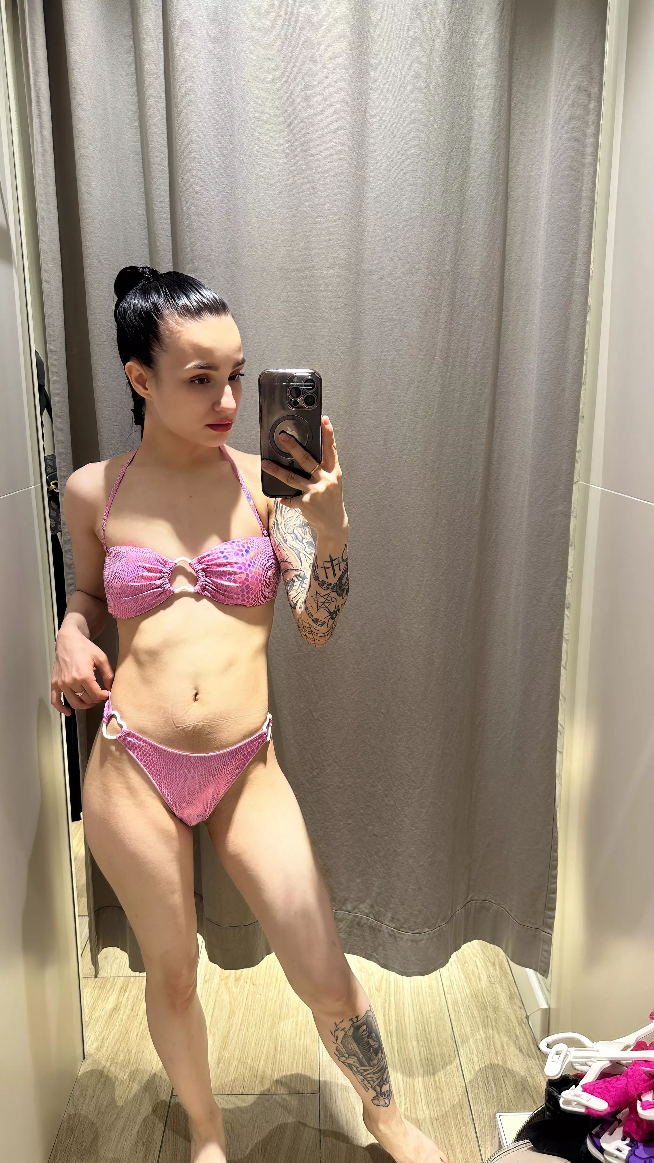 How do you think this suits me?